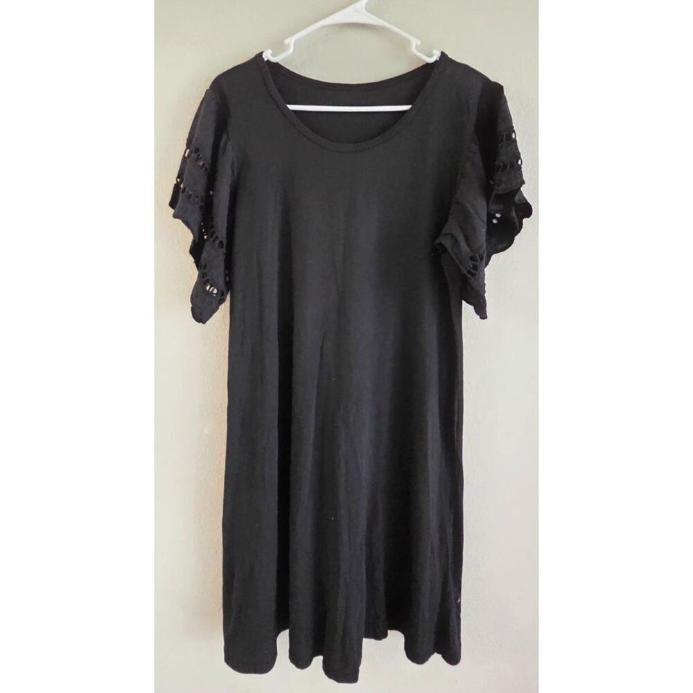 Black cotton midi dress with elegant lace sleeves Size M